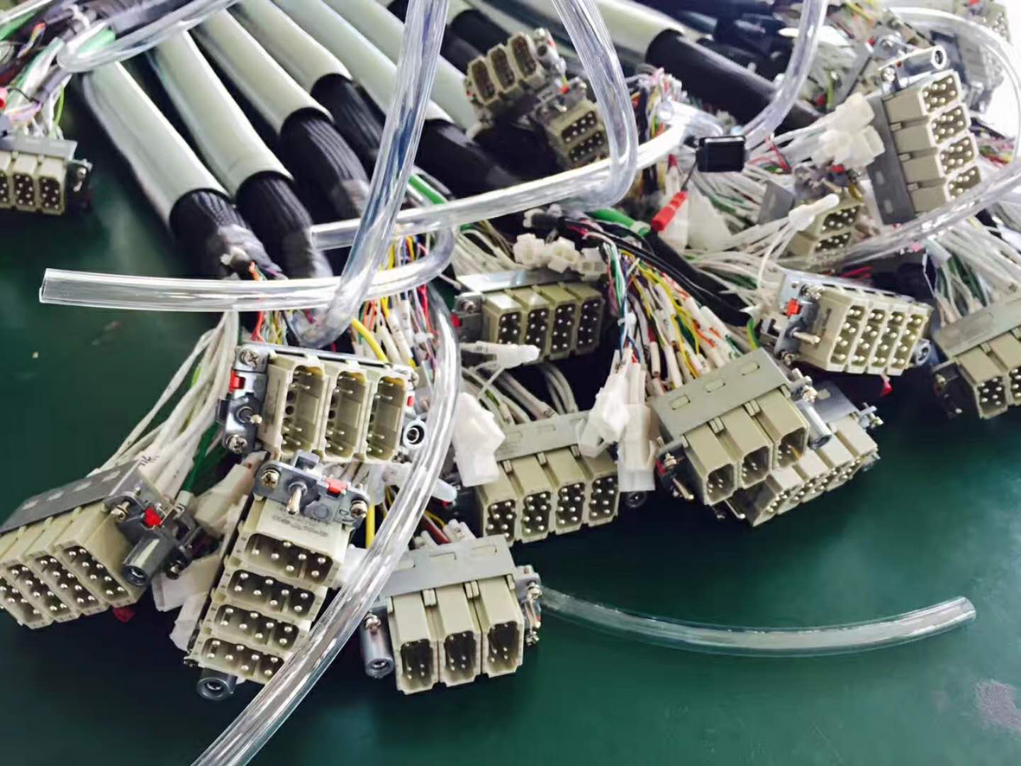 機器人管包線2